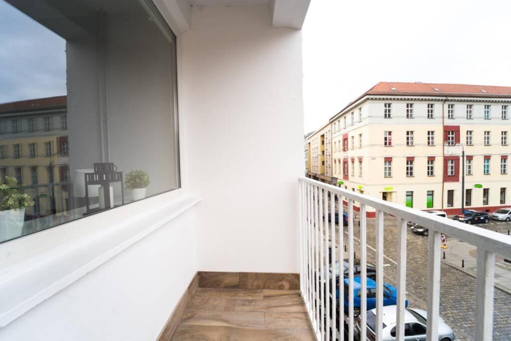 4 Rooms Apartment On Martket Square - Nice View - 150 M Town Hall Breslavia Exterior foto
